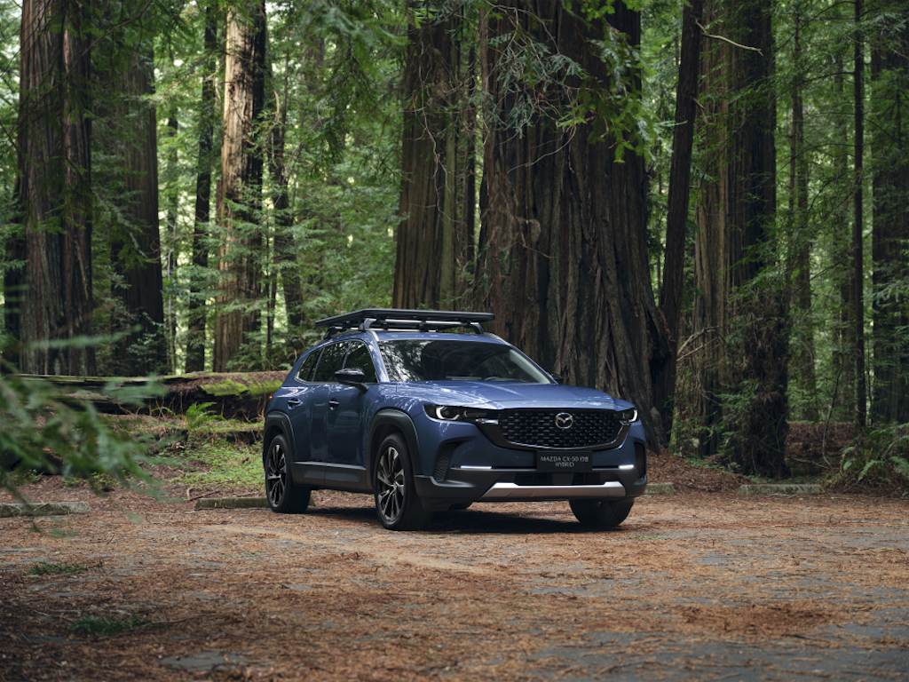 搭载四驱系统  MAZDA CX-50行也HEV正式下线